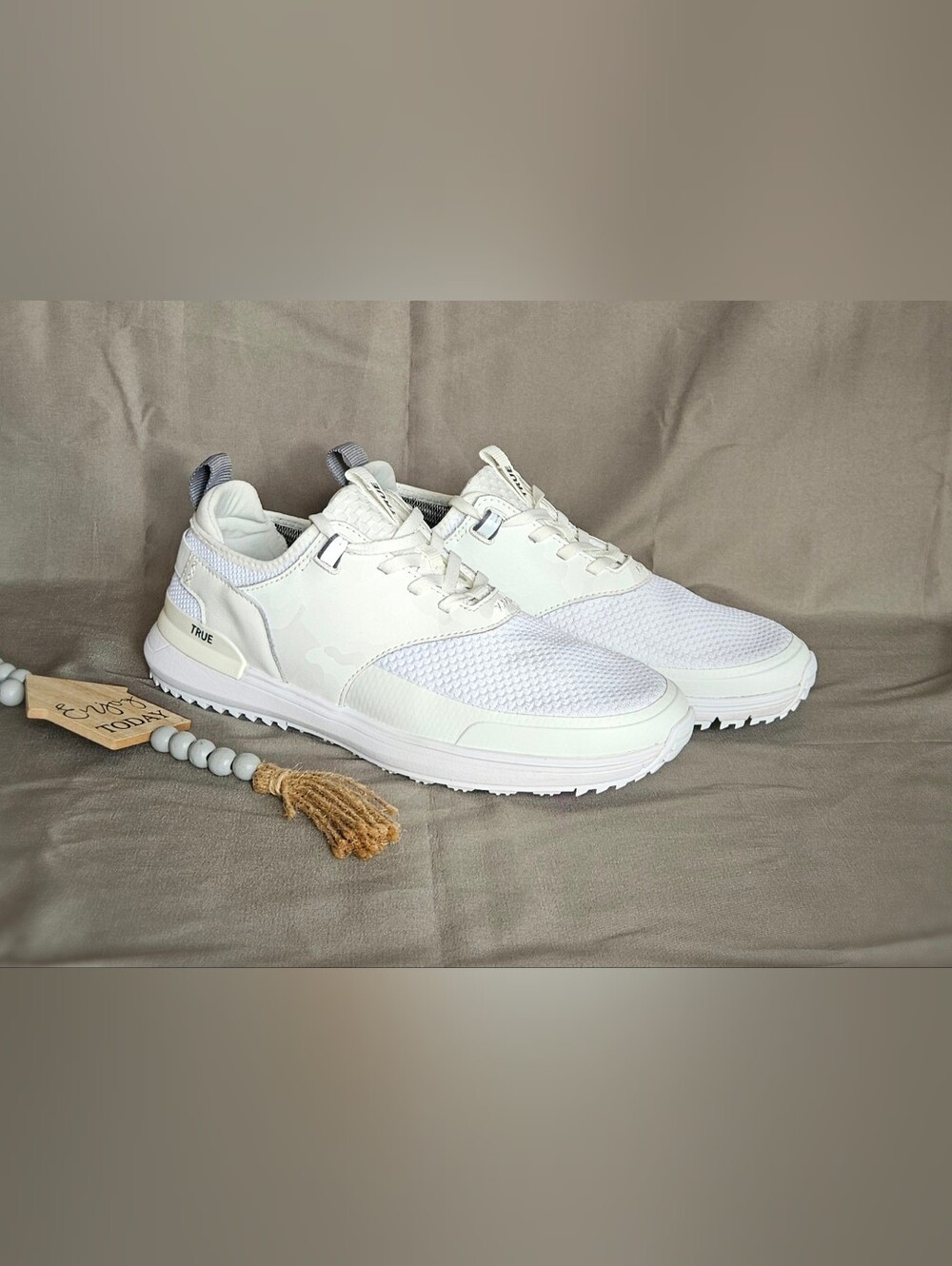 ​TRUE Linkswear Lux Hybrid Spikeless Golf Shoes Men's Size 11.5 White - Picture 12 of 13
